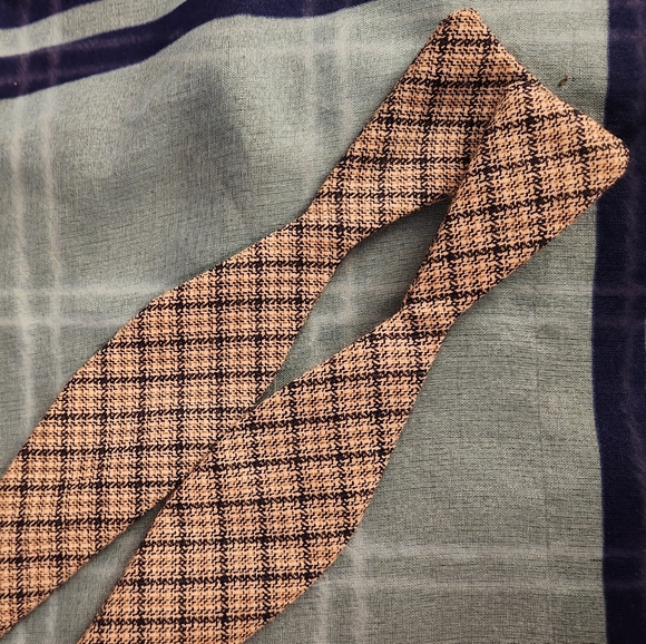 Custom Adjustable Bow Tie - Picture 5 of 5